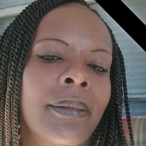 Meet your Posher, Yolanda